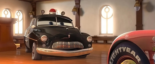 Sheriff : Le gardien de Radiator Springs dans l’univers Cars